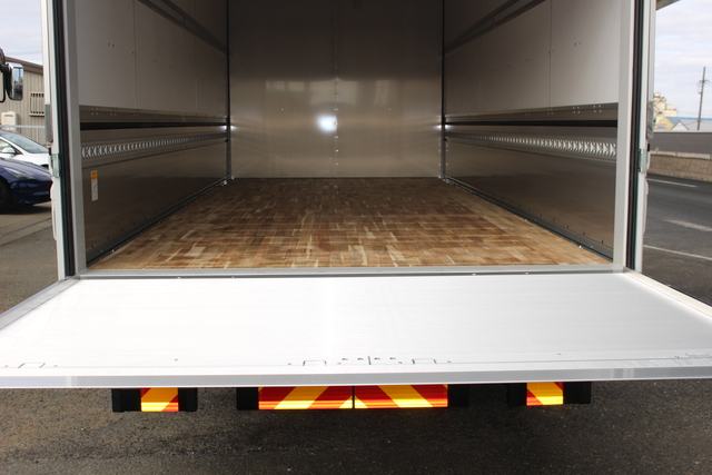Mitsubishi Fuso fighter Middle Wing body 2KG-FK65F(104995) 11枚目