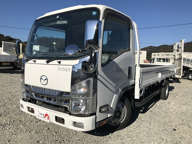 マツダ タイタン 小型 平ボディ TRG-LLR85AR(59925) 1枚目