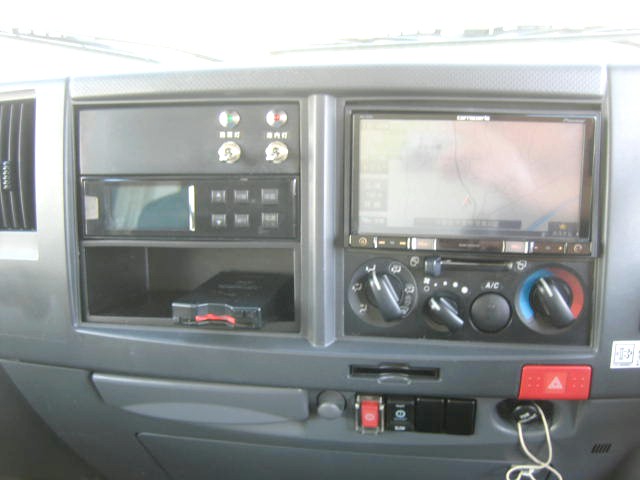 いすゞ エルフ 小型 冷蔵冷凍バン TPG-NLR85AN(95950) 28枚目