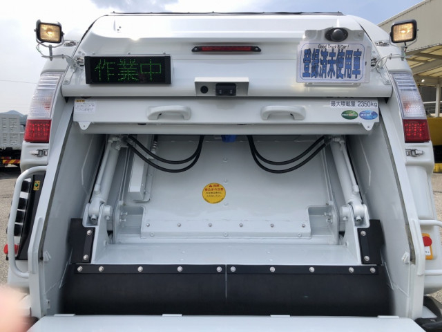 三菱ふそう キャンター 小型 塵芥車（プレス式） 2RG-FEAV0(113638) 13枚目