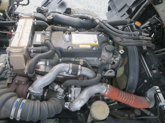 いすゞ フォワード 中型 冷蔵冷凍バン TKG-FRR90T2(29102) 13枚目