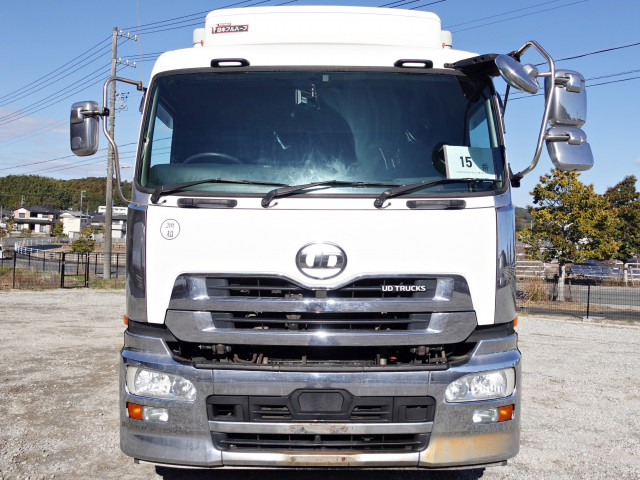 UDトラックス（日産） クオン 大型 冷蔵冷凍バン QKG-CD5ZA(98897) 4枚目