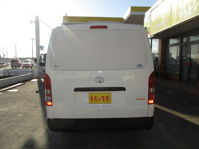 トヨタ ハイエース 小型 冷蔵冷凍バン QDF-GDH206V(96934) 32枚目