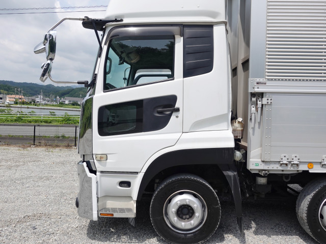 UDトラックス（日産） クオン 大型 ウィング 2PG-CG5CA(110344) 16枚目