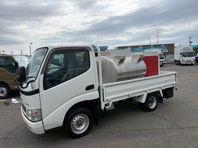 トヨタ ダイナ 小型 タンクローリー GE-RZY220(109647) 1枚目