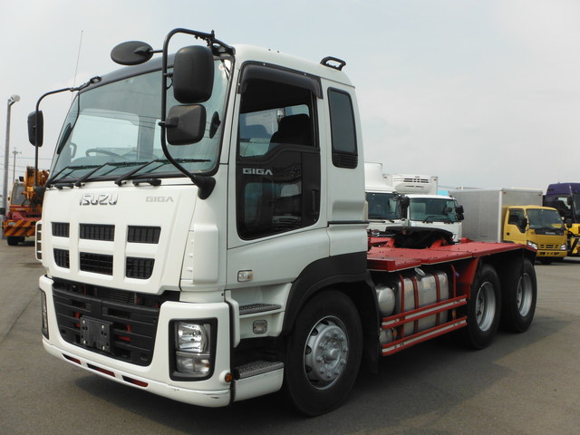 Isuzu giga Large Tractor LDG-EXZ52AJ(1078) 1枚目