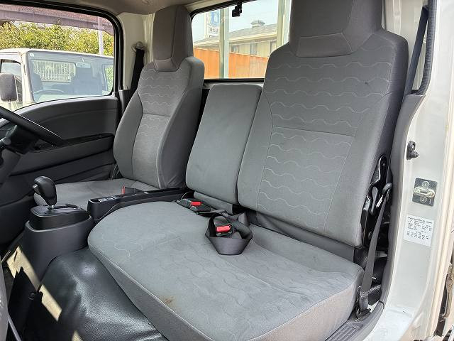 いすゞ エルフ 小型 平ボディ 2TG-NJR88AF(109409) 38枚目