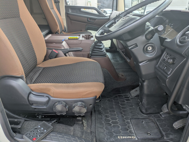 日野 レンジャー 中型 ウィング 2KG-FD2ABG(109887) 10枚目