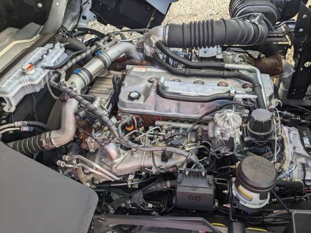 日野 プロフィア 大型 冷蔵冷凍バン 2DG-FW1AHC(112631) 44枚目