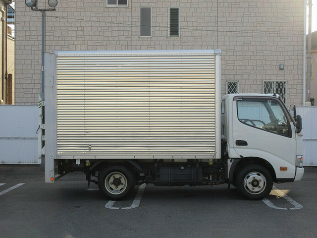 日野 デュトロ 小型 バン TKG-XZC605M(7685) 4枚目