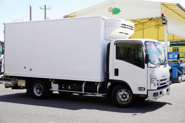いすゞ エルフ 小型 冷蔵冷凍バン 2PG-NPR88AN(106622) 6枚目