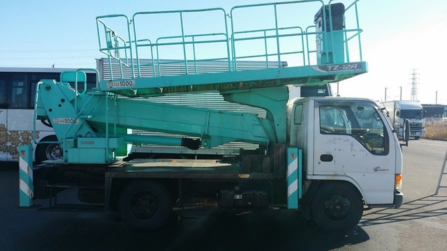 いすゞ エルフ 小型 特装車・その他 KK-NKR71GN(1149) 3枚目