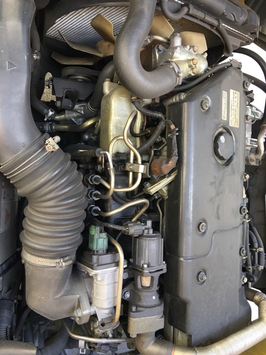 いすゞ エルフ 小型 バン KR-NKR81EAV(1389) 16枚目