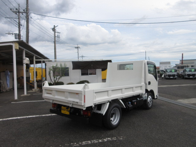 日産自動車 アトラス 小型 土砂ダンプ 2WG-AJR88AT(111972) 4枚目