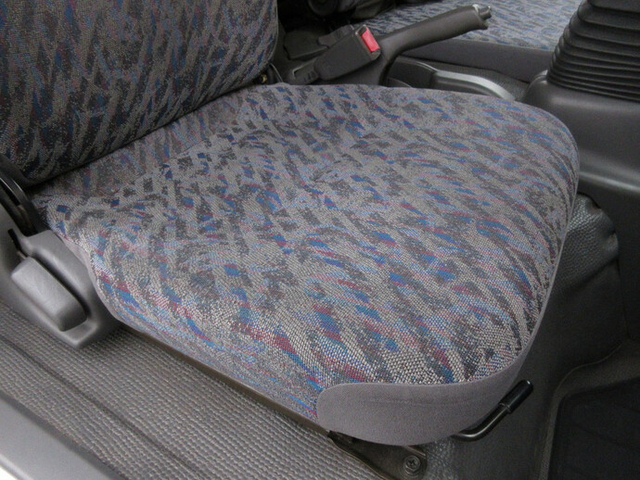 いすゞ エルフ 小型 幌車（ウィング式） KR-NPR81LAR(9233) 32枚目