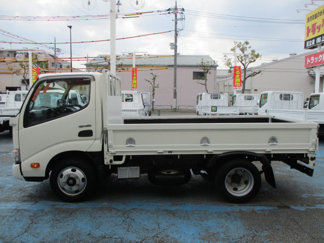 日野 デュトロ 小型 平ボディ TKG-XZU605M(62453) 11枚目