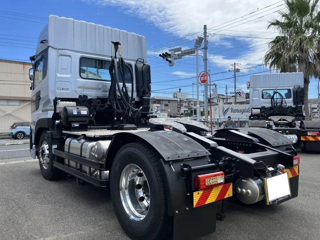 日産自動車 クオン 大型 トラクタ 2WG-GK5DAD(108795) 2枚目