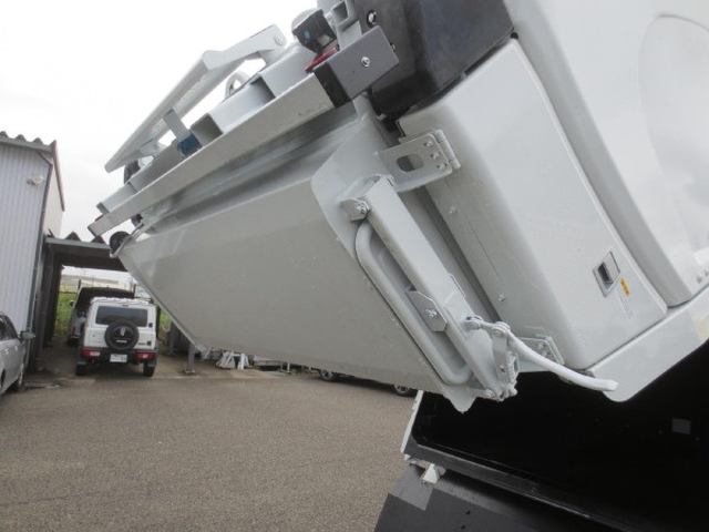 三菱ふそう キャンター 小型 塵芥車（プレス式） 2RG-FEAV0(113959) 16枚目