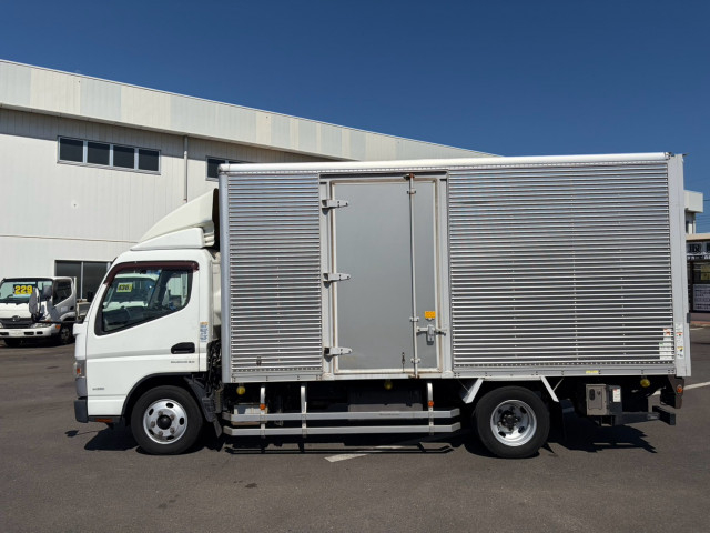 三菱ふそう キャンター 小型 バン TPG-FEA50(110802) 5枚目