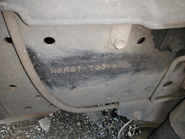 いすゞ エルフ 小型 バン PB-NKR81AN(3271) 27枚目
