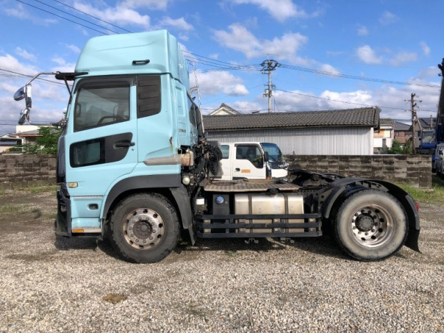 UDトラックス（日産） クオン 大型 トラクタ 2PG-GK5AAB(112525) 6枚目