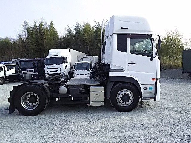 UDトラックス（日産） クオン 大型 トラクタ LKG-GK5XAB(7632) 8枚目