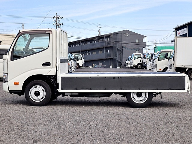 日野 デュトロ 小型 平ボディ 2RG-XZC605M(105324) 13枚目