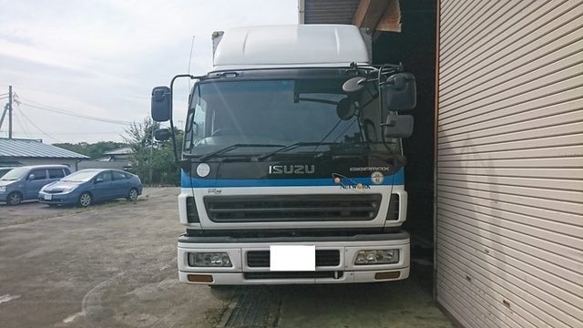 いすゞ ギガ 大型 ウィング KL-CYJ51W4(2228) 1枚目