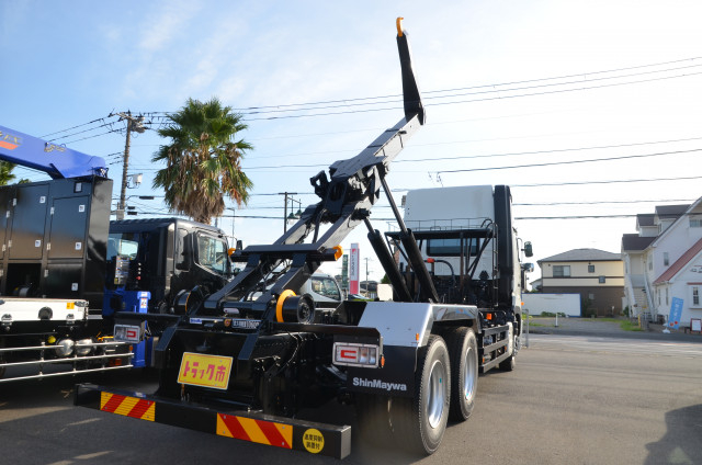 日野 プロフィア 大型 コンテナ専用車 2DG-FS1AJE(111136) 11枚目