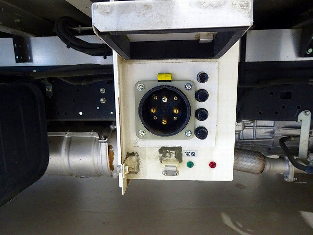 日野 デュトロ 小型 冷蔵冷凍バン TKG-XZU655M(90354) 31枚目