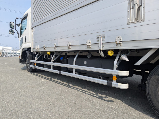 UDトラックス（日産） コンドル 中型 ウィング 2RG-BRR90T2(105291) 11枚目
