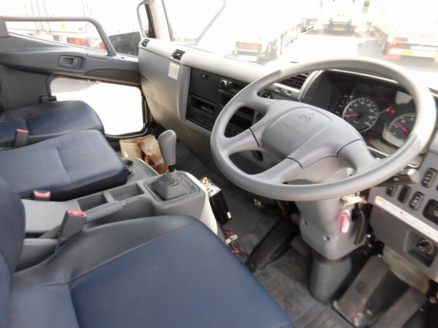 三菱ふそう ファイター 中型 コンテナ専用車 PDG-FK61F(6481) 12枚目