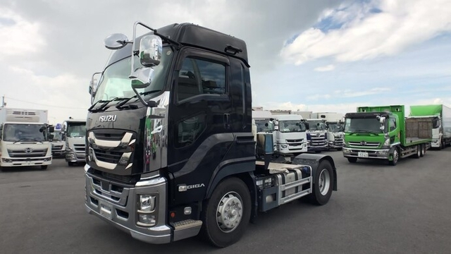 Isuzu giga Large Tractor 2PG-EXD52CD(34676) 4枚目