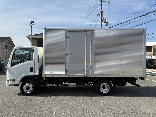いすゞ エルフ 小型 バン 2PG-NPS88AN(101144) 4枚目