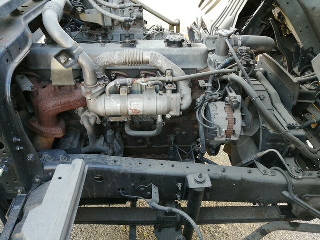 UDトラックス（日産） コンドル 中型 バン KK-MK2IA(5489) 64枚目