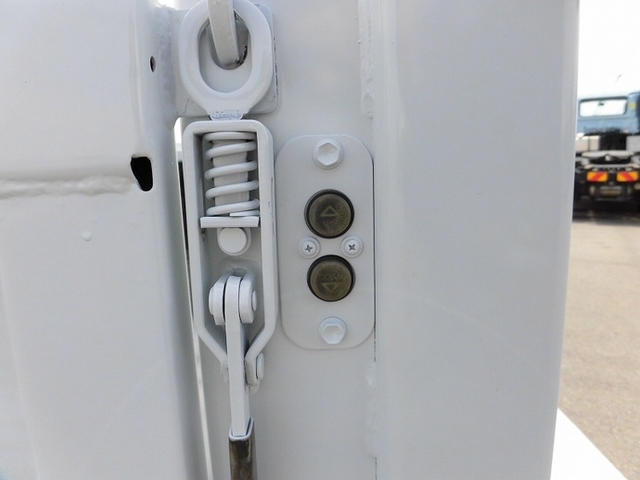 三菱ふそう キャンター 小型 平ボディ TKG-FBA20(9356) 7枚目