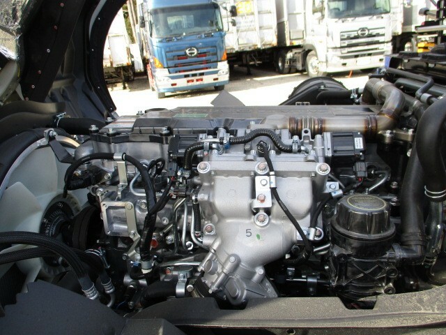 三菱ふそう ファイター 中型 平ボディ（クレーン付） 2KG-FK62F(9292) 59枚目