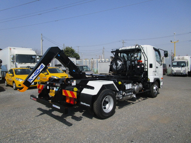 Mitsubishi Fuso fighter Middle Arm roll trucks 2KG-FK72F(97105) 30枚目
