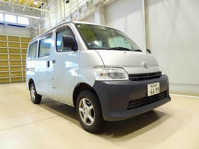 トヨタ タウンエース 小型 バン 5BF-S413M(87734) 2枚目