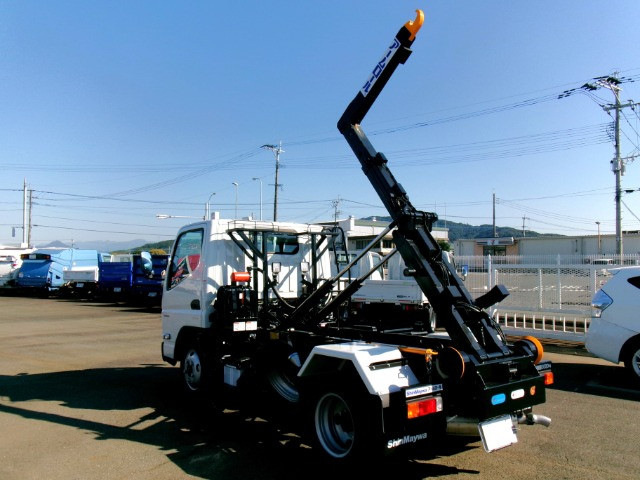 三菱ふそう キャンター 小型 コンテナ専用車 2RG-FBAV0(113133) 24枚目