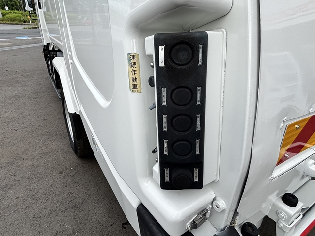 いすゞ エルフ 小型 塵芥車（回転式） TKG-NMR85N(107777) 11枚目