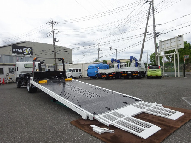 マツダ タイタン 小型 キャリアカー 2RG-LPR88YM(106402) 13枚目