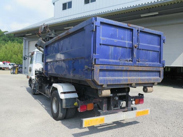 UDトラックス（日産） コンドル 中型 コンテナ専用車 PB-MK36A(11002) 8枚目