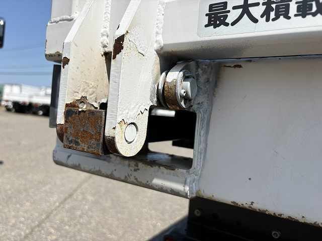 いすゞ エルフ 小型 キャリアカー TRG-NPR85AN(109649) 6枚目