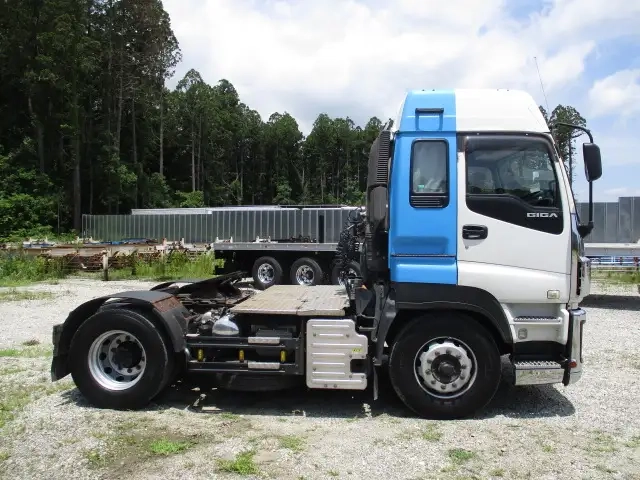 Isuzu giga Large Tractor head(single) QKG-EXD52AD(66157) 4枚目