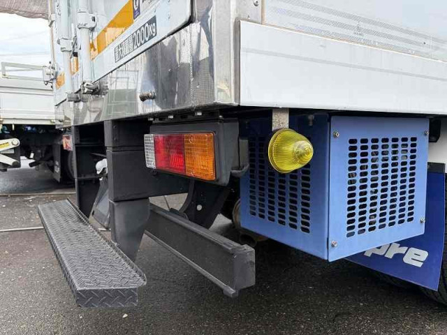 三菱ふそう キャンター 小型 冷蔵冷凍バン TPG-FBA20(110738) 17枚目