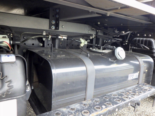 三菱ふそう キャンター 小型 冷蔵冷凍バン TPG-FBA50(110061) 34枚目