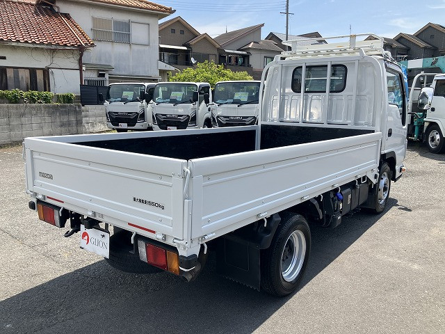 マツダ タイタン 小型 平ボディ 2RG-LHR88A(106157) 8枚目