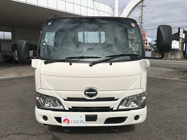 日野 デュトロ 小型 平ボディ 2RG-XZU605M(112642) 2枚目