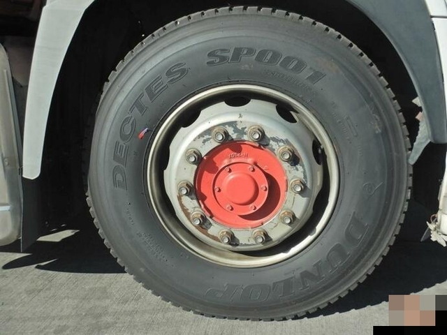 UDトラックス（日産） クオン 大型 トラクタ LKG-GK5XAB(8467) 17枚目